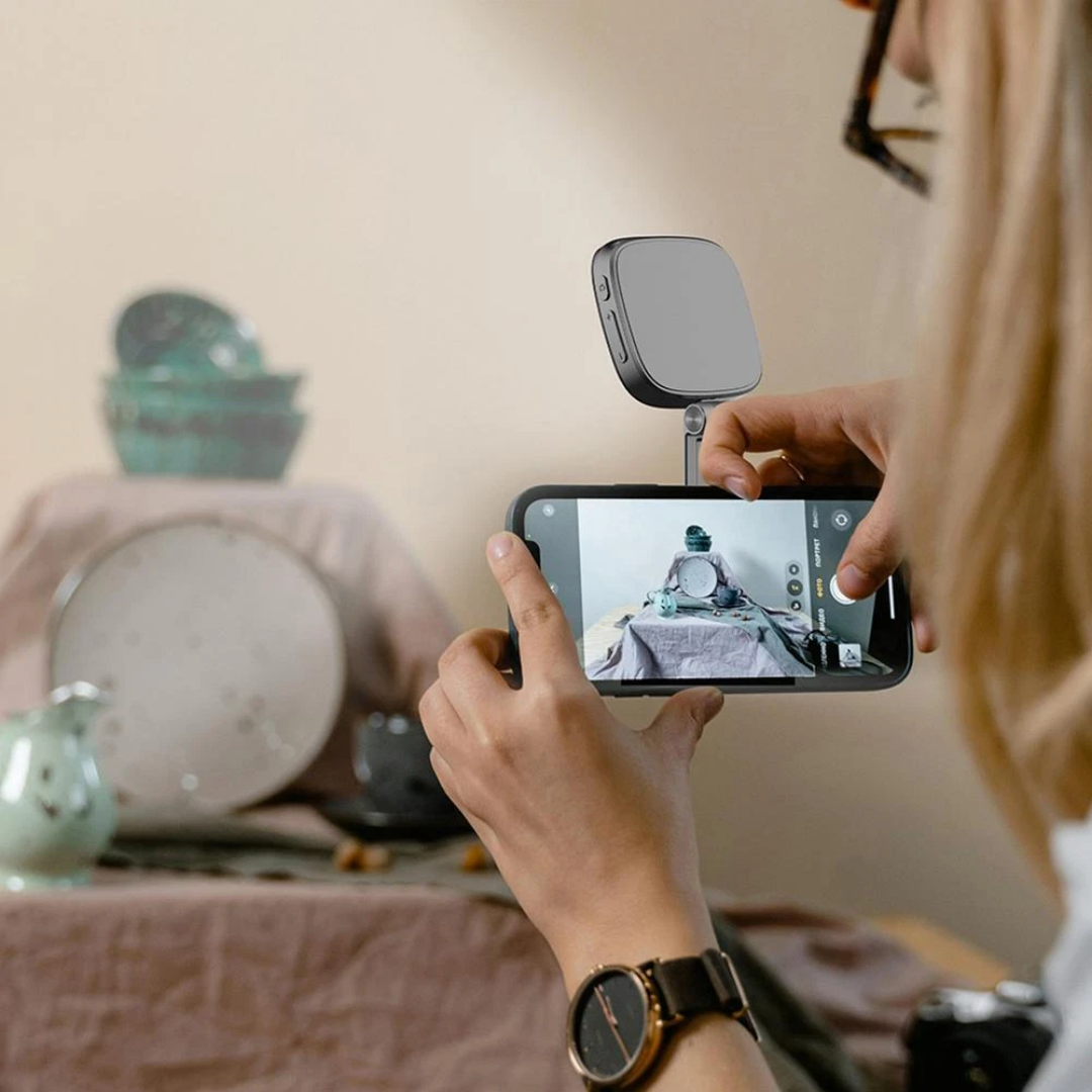 MagGlow™ | Magnetic Selfie Light