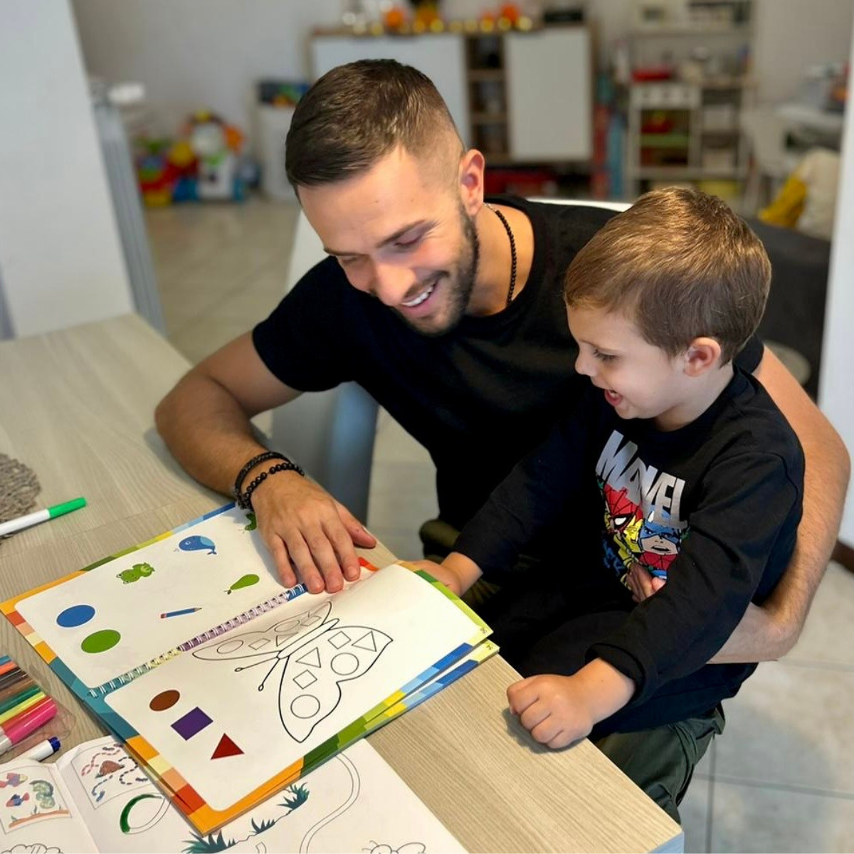 ColorWhiz™ | Workbook – Ignite your child's imagination and improve brain performance on every fun page