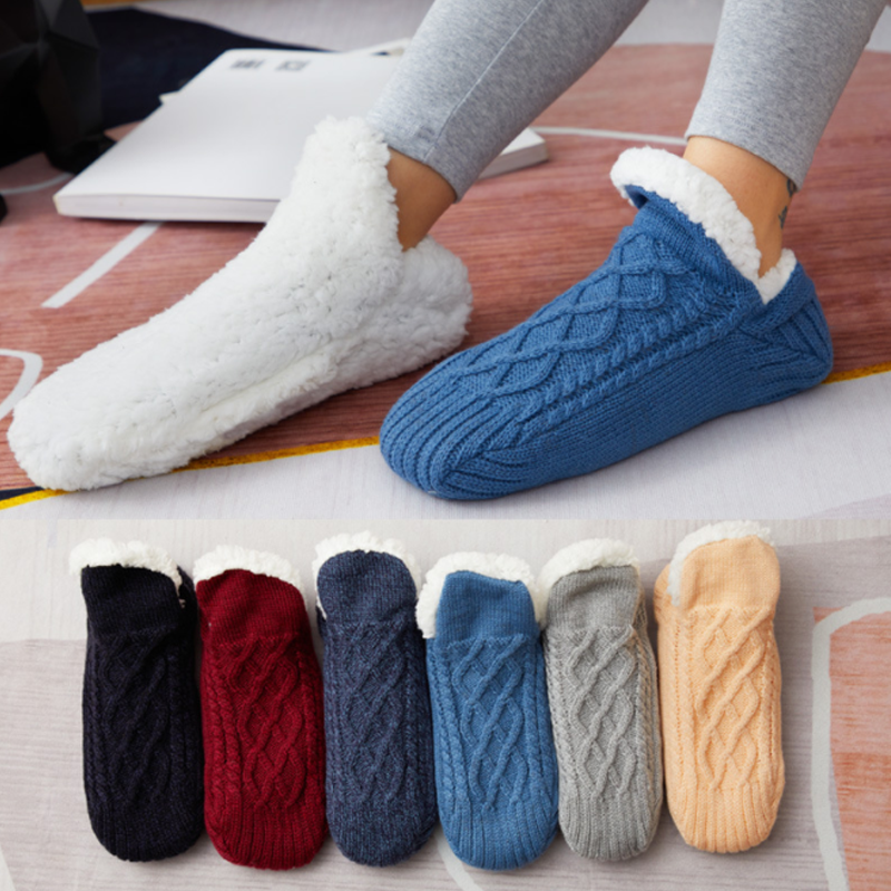 50% DISCOUNT | CozyFeet™ | Luxurious, warming slipper socks that hug your feet