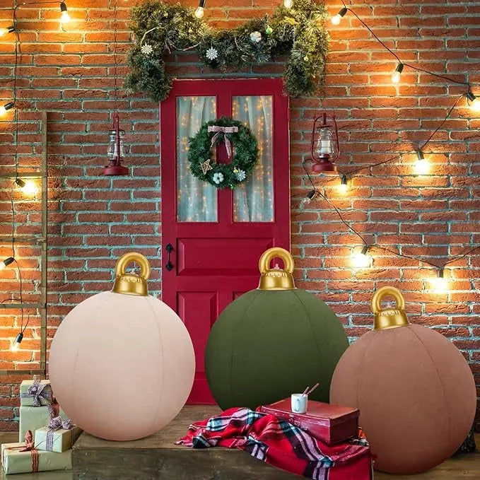 LumiGlobe™ | Large inflatable Christmas baubles — Stylish and surprising decoration idea
