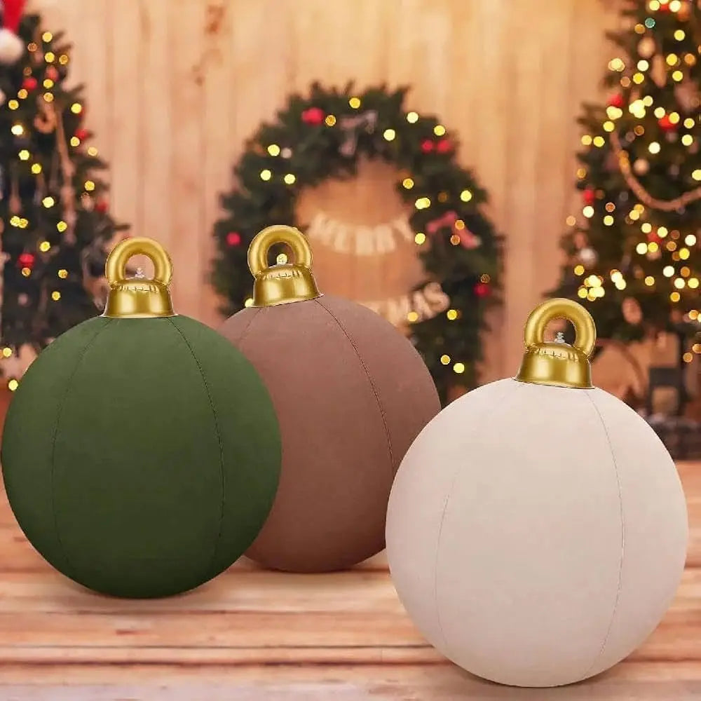 LumiGlobe™ | Large inflatable Christmas baubles — Stylish and surprising decoration idea