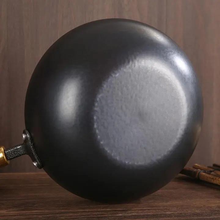 KuroNabe™ | Japanese cast iron pot with wooden lid – Traditional design for modern kitchens