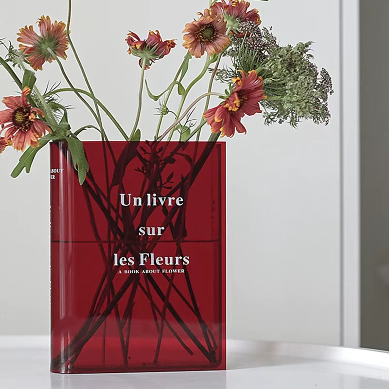 Vessora™ | Book-shaped vase