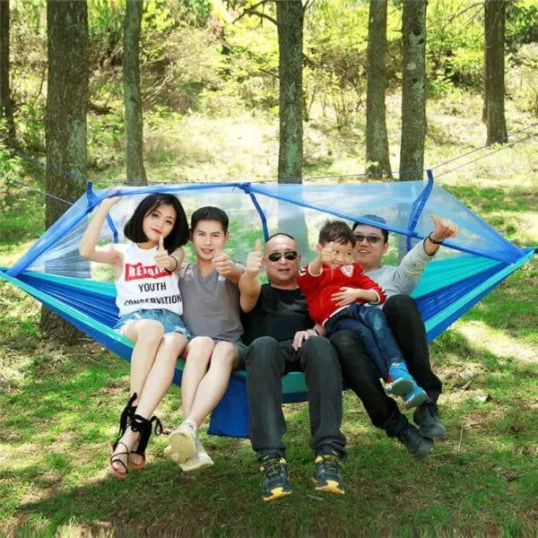 Breeznest™ | Your light castle for mosquito-free outdoor fun